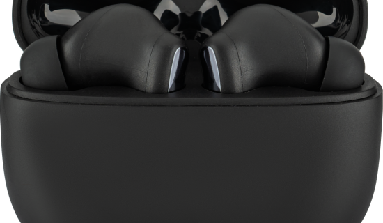 AI translation earbuds