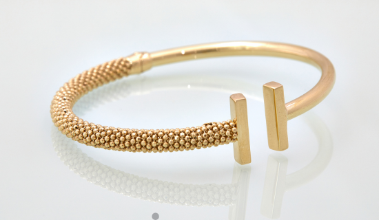 tennis bracelet in gold